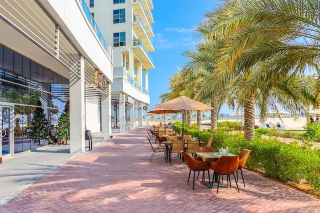 Апартаменты A Perfect Escape - Sea Facing Рас-эль-Хайма Экстерьер фото