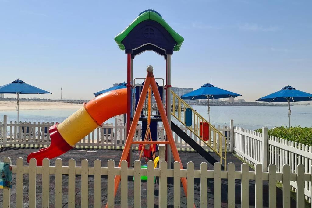 Апартаменты A Perfect Escape - Sea Facing Рас-эль-Хайма Экстерьер фото