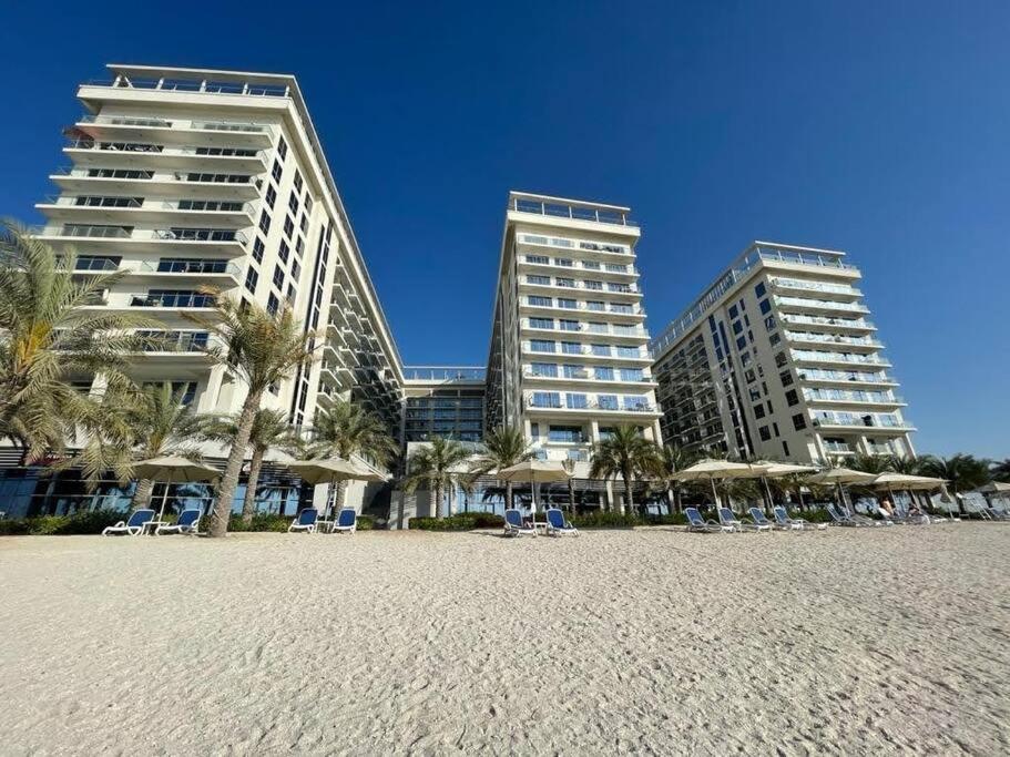 Апартаменты A Perfect Escape - Sea Facing Рас-эль-Хайма Экстерьер фото